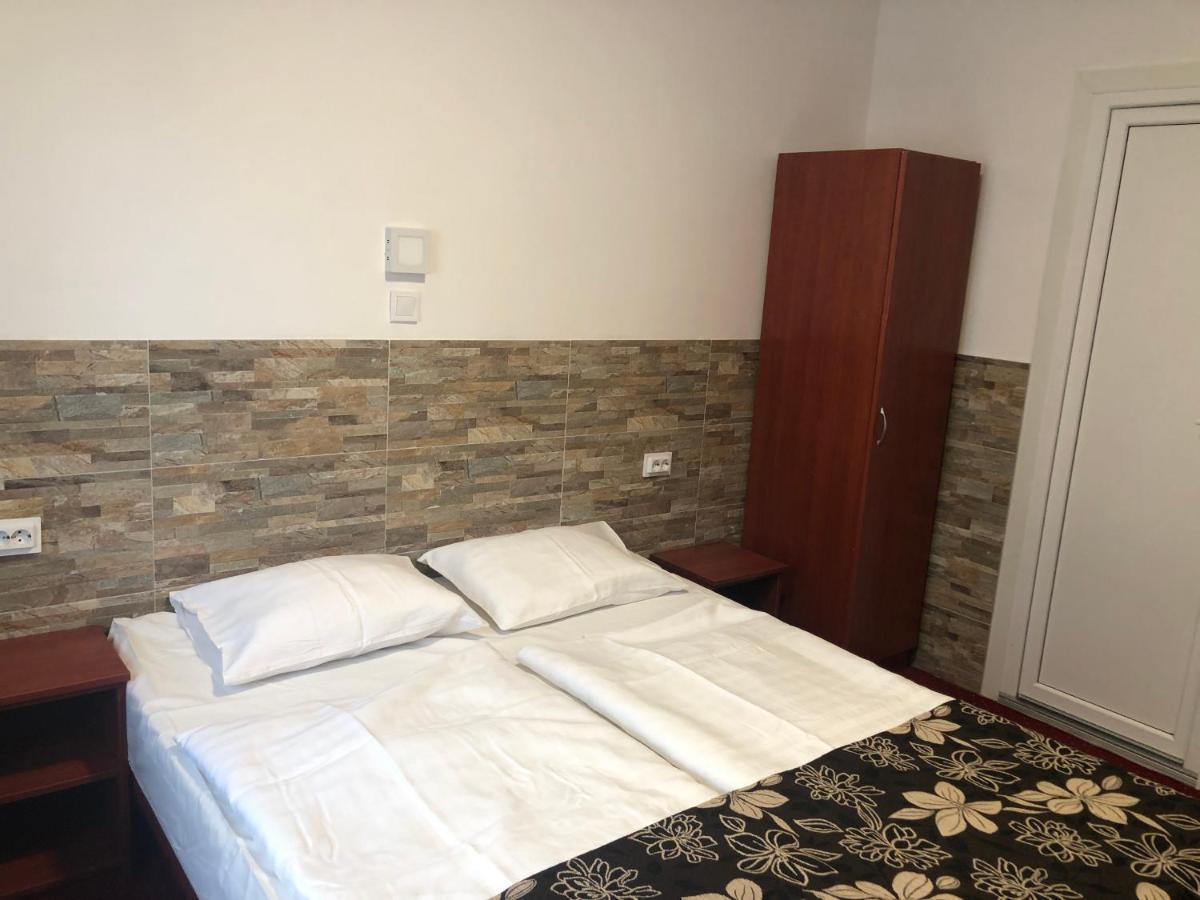 Mosoly Szallashely Segedín Exteriér fotografie